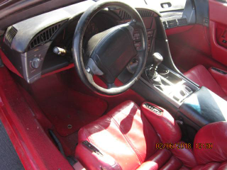 Illustration for article titled For $11,500, Could This 1990 Chevy Corvette ZR1 Make You The King Of The Hill?